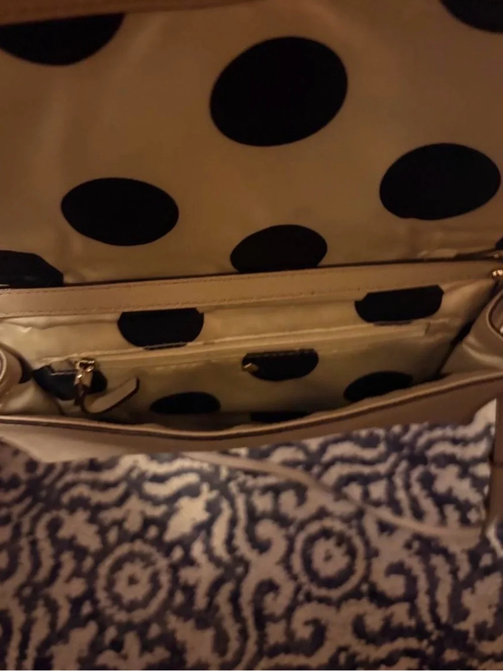 kate spade Crossbody Wallet in Taupe Beige